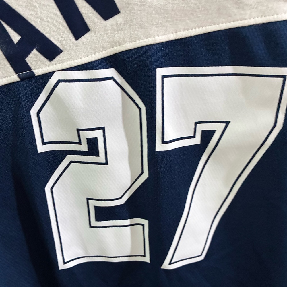 New York Yankees Long Sleeve Shirt - Picture 4 of 8